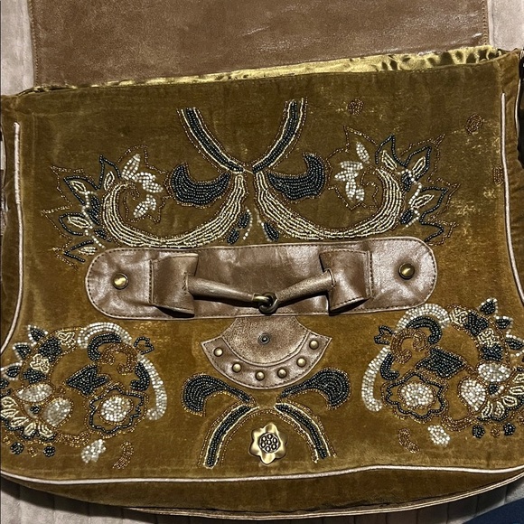 Christiana Embroidered Tan Shoulder Bag - Picture 4 of 6